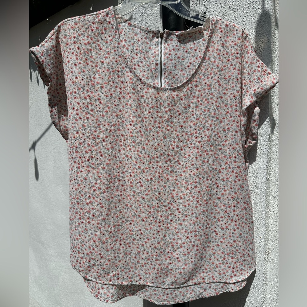 Casual Pink Floral Short-Sleeve Blouse